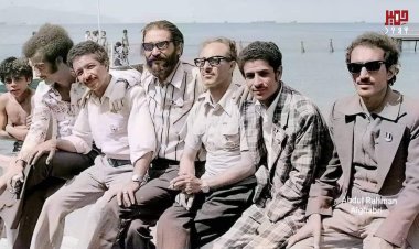صورة من سبعينيات القرن الماضي لعدد من نجوم الفن والدراما في العاصمة عدن