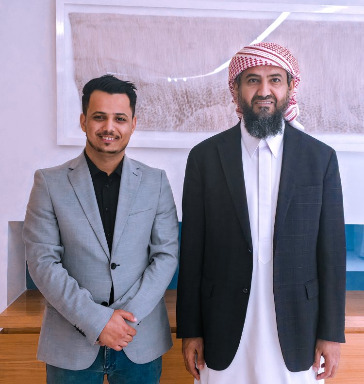 مدير حِميَر صالح شنظور يلتقي القائد عبدالرحمن المحرّمي في الرياض